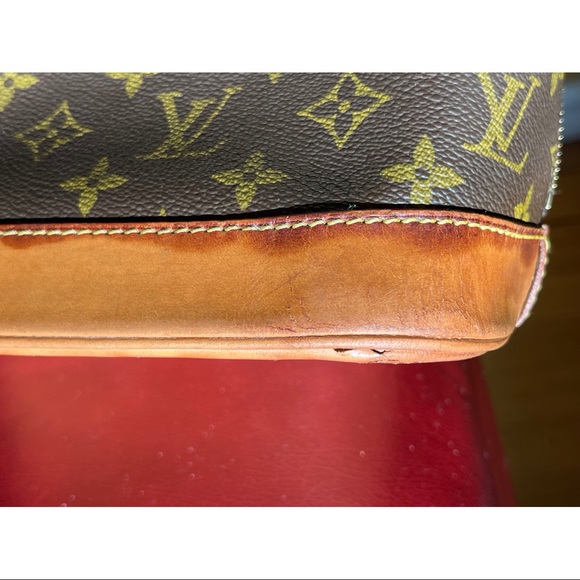 Authentic Louis Vuitton Alma PM in Monogram - Picture 11 of 17